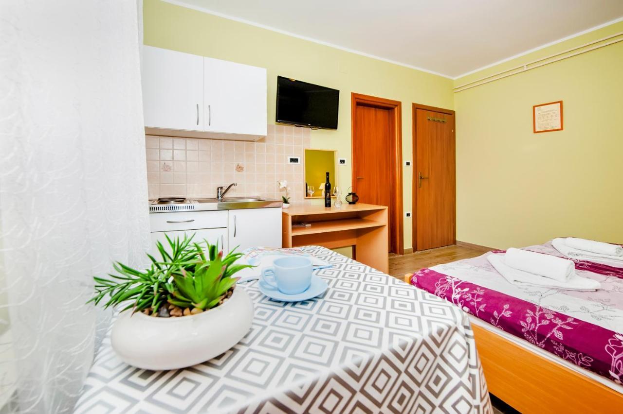 Casa Leona Apartment Rovinj Exterior photo
