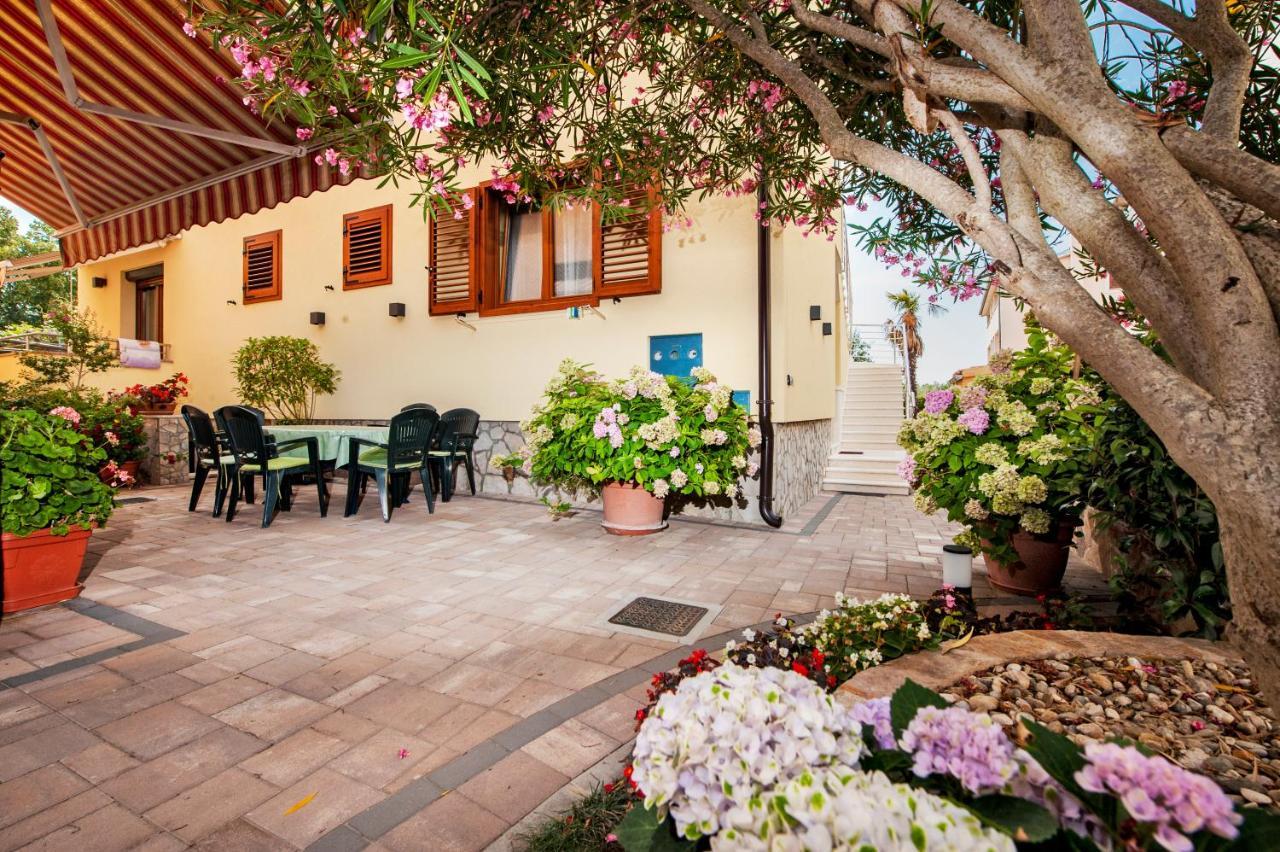 Casa Leona Apartment Rovinj Exterior photo